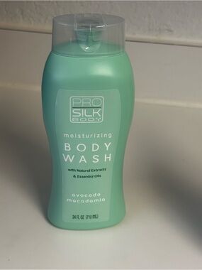 Others Follow Moisturizing Body Wash - Mint Green